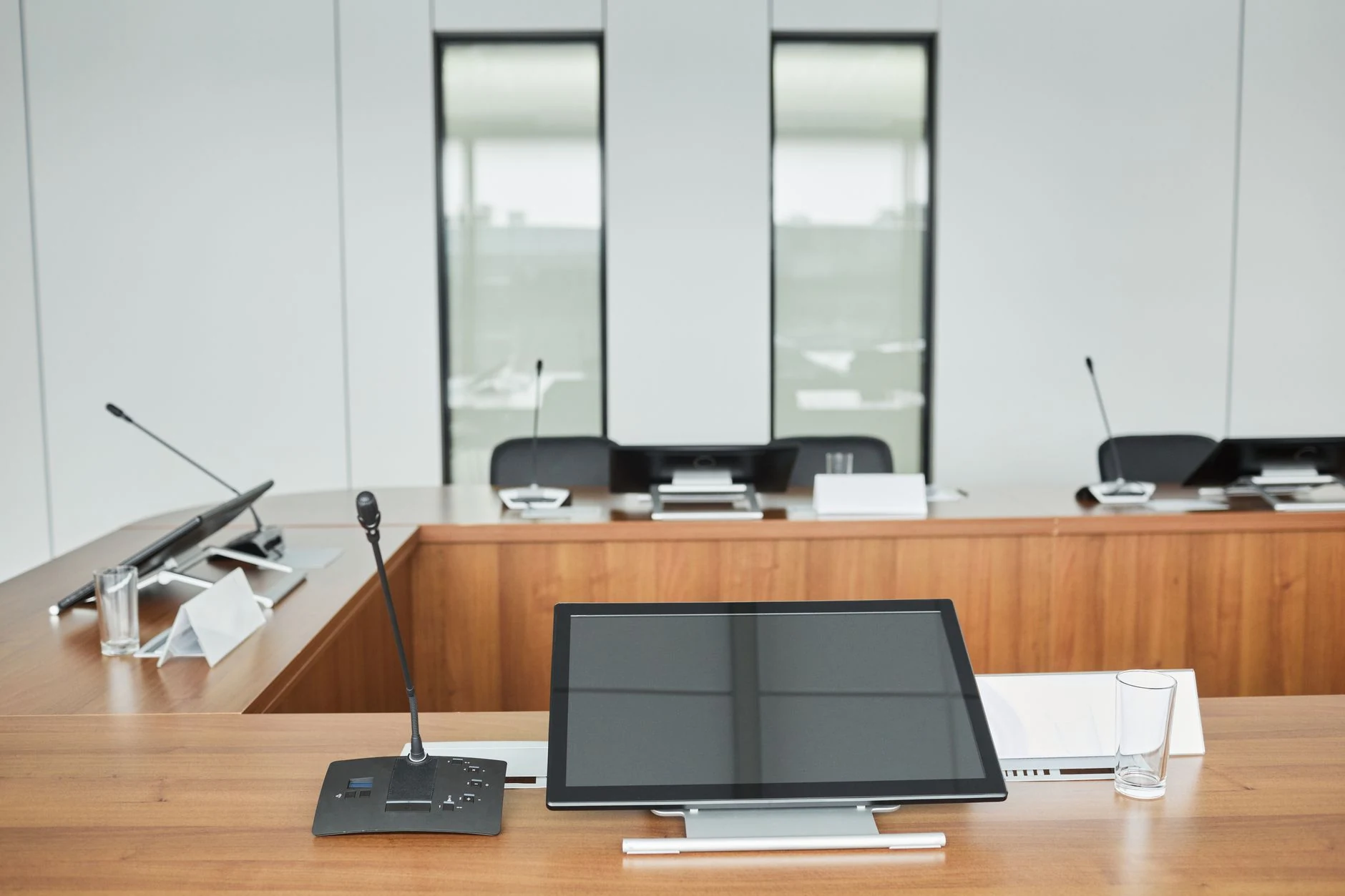 ** Institutional corporate capital and established industry representing private credit and venture debt.